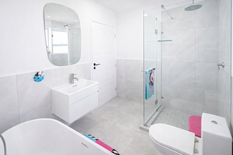 4 Bedroom Property for Sale in Sandown Western Cape